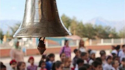 Bugün Okullarda İlk Zil 'Uyum' İçin Çaldı