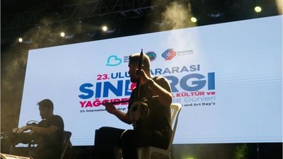 Osman Çiçek Sındırgı’yı Türkü Diyarına Çevirdi!