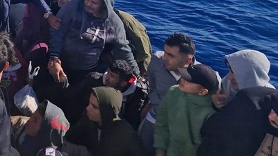 Balıkesir'de 20 Düzensiz Göçmen Kurtarıldı