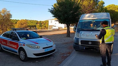 Balıkesir’de Jandarma'dan Okul Servislerine Sıkı Denetim