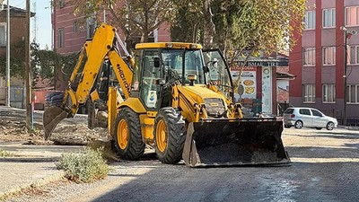 İvrindi’de Yol Yapım Çalışmaları Devam Ediyor