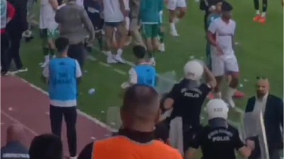 Balıkesirspor Maçında sahada gerginlik Yaşandı