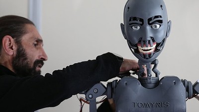 Türkiye'nin İlk Gerçek İnsansı Robotu Tomyris Tanıtıldı!