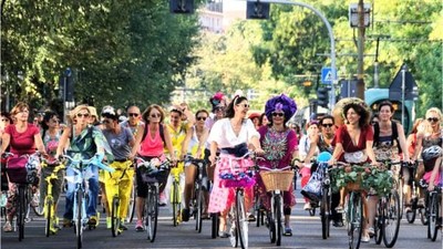 Ayvalık'ta Kadınlar Pedal Çevirecek!