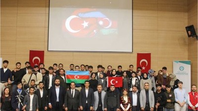 Azerbaycan Kültürü Balıkesir'de Tanıtıldı