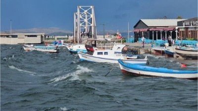 Fırtına Bandırma'yı Vurdu! Deniz Ulaşımı Aksamaya Uğradı!