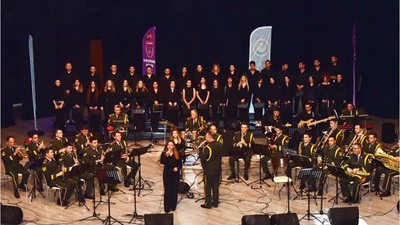 BAÜN'de Ayakta Alkışlandı!