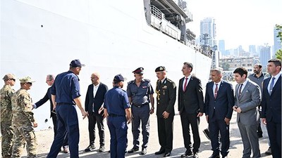 Türkiye'nin Lübnan'a Gönderdiği İnsani Yardım Törenle Karşılandı