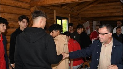 Başkan Şehirli Genç Yeteneklerle Kahvaltı Yaptı