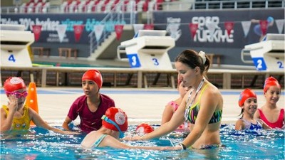 Müdür Özalp "Yüzme bilmeyen kalmayacak"