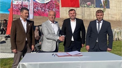 Dursunbey OSB’de Süt Tozu Fabrikası İçin İmzalar Atıldı