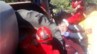 Traktörü Viteste Unutunca Ağır Yaralandı