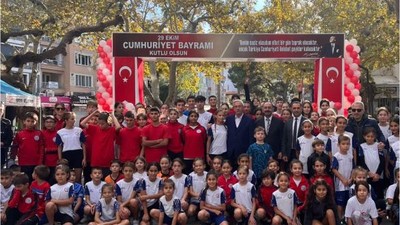 Erdek Cumhuriyet Koşusunda Coşku Dorukta