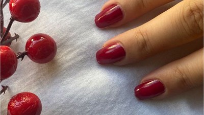 Bordo Oje Sezonu: Sonbaharın Şıklığına Dokunun!