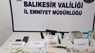 Durdurulan Şüpheli Araçtan Uyuşturucu Çıktı