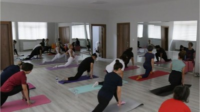Edremit'te Komşusunu Alan Yoga Yapmaya Gidiyor