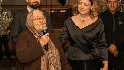 Özgün Zeytincilik, “Aynur Teyze’den 2 Yaka / 50 Lezzet” adlı kitabının lansmanını gerçekleştirdi