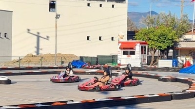 Edremit’te Hız Tutkunlarının Karting Keyfi