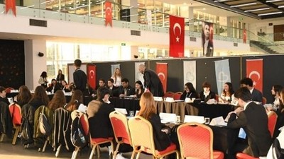 Balıkesir'de Dünya Gençlerinin Yükselen Fikirleri