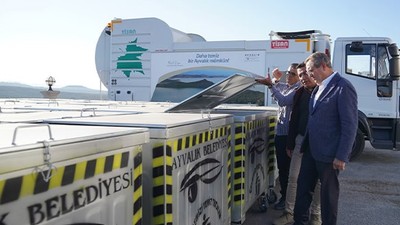 Ayvalık Sokaklarına 500 Yeni Çöp Konteyneri