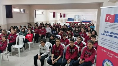 Balıkesir’de “İklime Uygun Tarım Projesi” Eğitimi