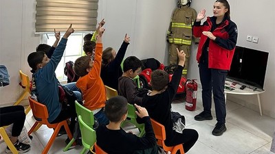 İtfaiye'den Okul ve Kurumlarda Yangın Güvenliği Eğitimi