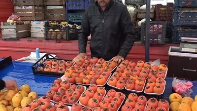 Cennet Hurması Balıkesir Pazarı’nda Hem Şifa Hem Enerji Dağıtıyor