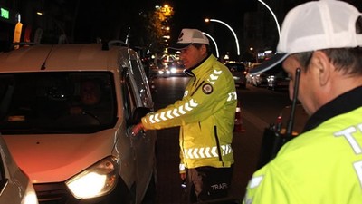 Gönen’de Asayiş ve Trafik Denetimlerinde 5 Kişi Yakalandı