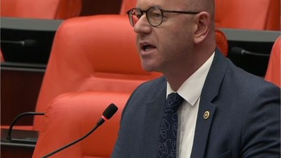 Sarı'dan Şok İddia "Manisa Ataması Tesadüf Olamaz!"