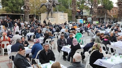 Zeytin Üreticilerinden Yağmur Duası ve Hayır Yemeği