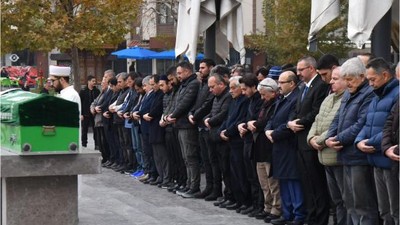 Vali Ustaoğlu Eğitim Camiasının Acısını Paylaştı