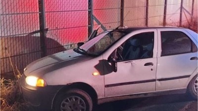 Direksiyon Hakimiyetini Kaybedip Yoldan Çıktı