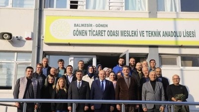 Başkan Palaz'dan Öğretmenler Günü Sürprizi