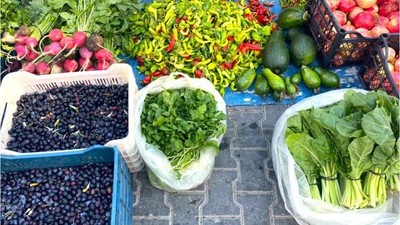 Havran’ın Köylü Pazarında Yöresel Lezzetler İlgi Görüyor