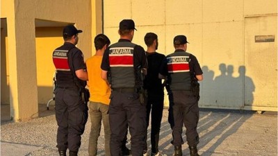 Aranan 22 Kişi Jandarmadan Kaçamadı!