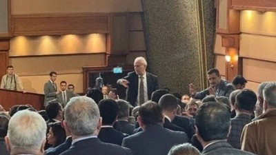 İstanbul Büyükşeir Belediye Meclisinde Kavga