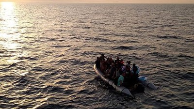 Ayvalık Açıklarında 41 Düzensiz Göçmen Kurtarıldı