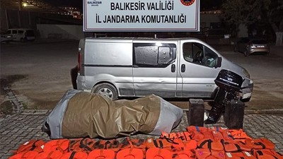 Balıkesir’de Düzensiz Göç Operasyonları: 63 Göçmen Yakalandı!