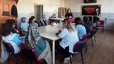 Balıkesir’de Halk Eğitim Kursiyerlerine Psikolojik Eğitim Desteği