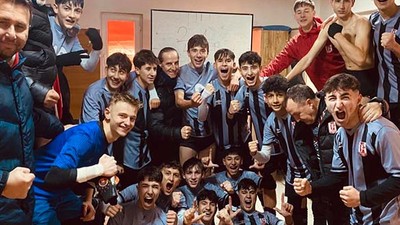 Balıkesirspor U16 Takımı Eskişehir'den Lider Döndü