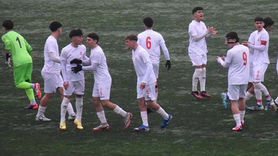 Balıkesirspor U17, Derincespor’u Farklı Geçti: 4-0