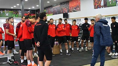Balıkesirspor'dan, Antalya Kampı Öncesi Hazırlıklar