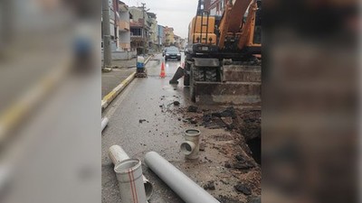Gündoğan’da Kanalizasyon Çökmesi Trafiği Felç Etti