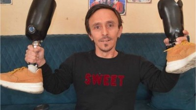 Ayvalık'ta "Minik Dev Adam" Hayata Meydan Okuyor