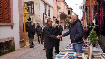 Ayvalık’ta Esnaflar Yeni Yıl İçin Hazır