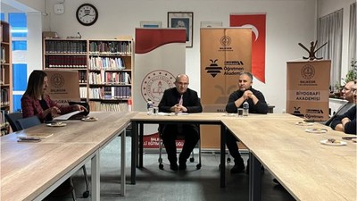 Balıkesir İl Halk Kütüphanesi'nde Tarihsel Yolculuk
