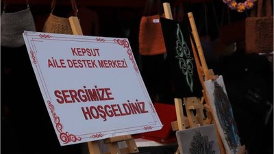 Kepsut'ta Kadınların Başarıları Sergilendi
