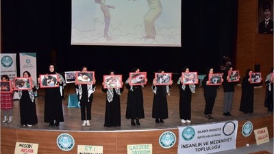 Çok Dilli Tiyatro ile Filistin'e Dikkat Çekildi