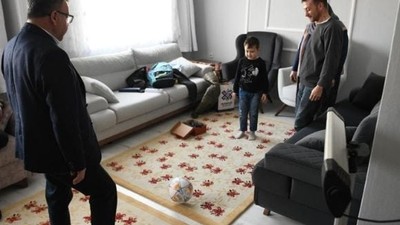 Başkan Şehirli’den Kazada Yaralanan Öğrencilere Yeni Yıl Hediyesi