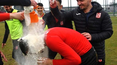 Balıkesirspor’dan Kağan Kayalı’ya Doğum Günü Sürprizi